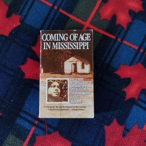 📚 3/$15 or 5/$20 📚 Novel - Coming of Age in Mississippi